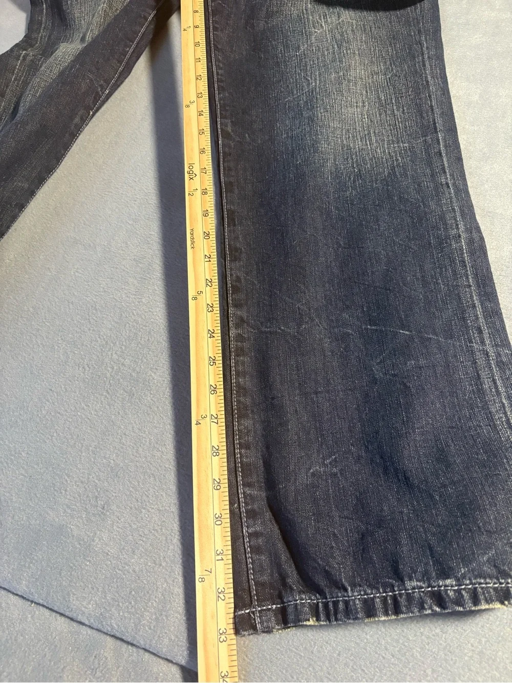 Rocawear Men’s Straight Jeans in Dark Blue Wash